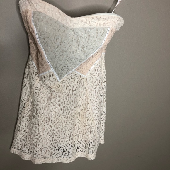 Kimchi blue strapless lace dress - Picture 3 of 5